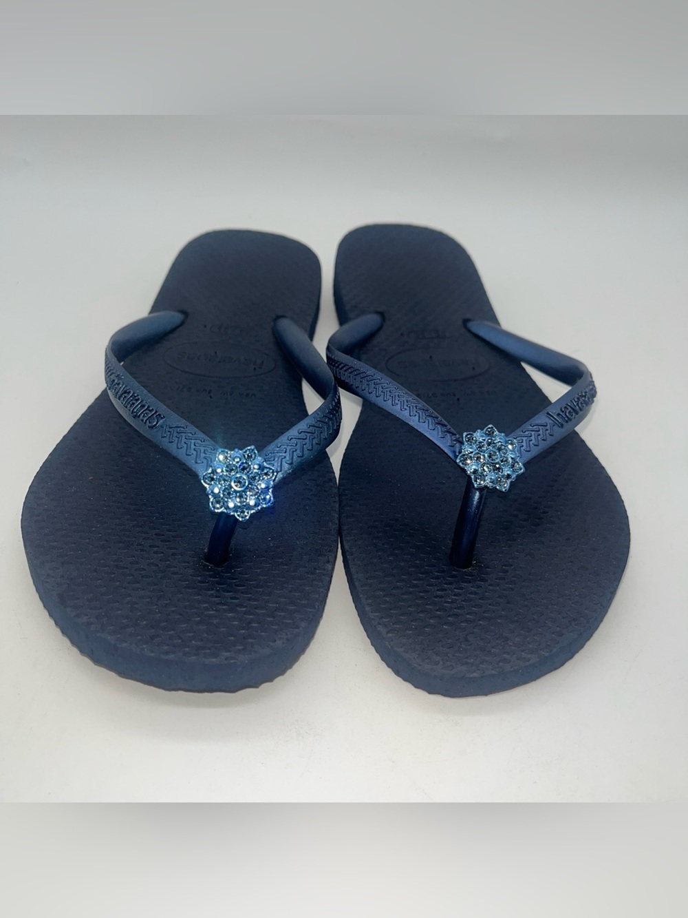 Havaianas Women's Flip Flops Navy Blue Bejeweled Sz 6 35-36 - New Without Tags